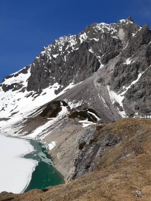 Wohnung Rheintal Im Alpenvorland Batschuns Bagian luar foto